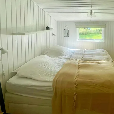 Near With Fenced Garden *