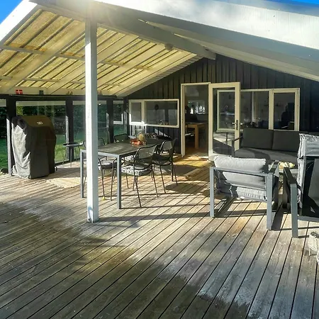 Feriehus Near With Fenced Garden Fjerritslev